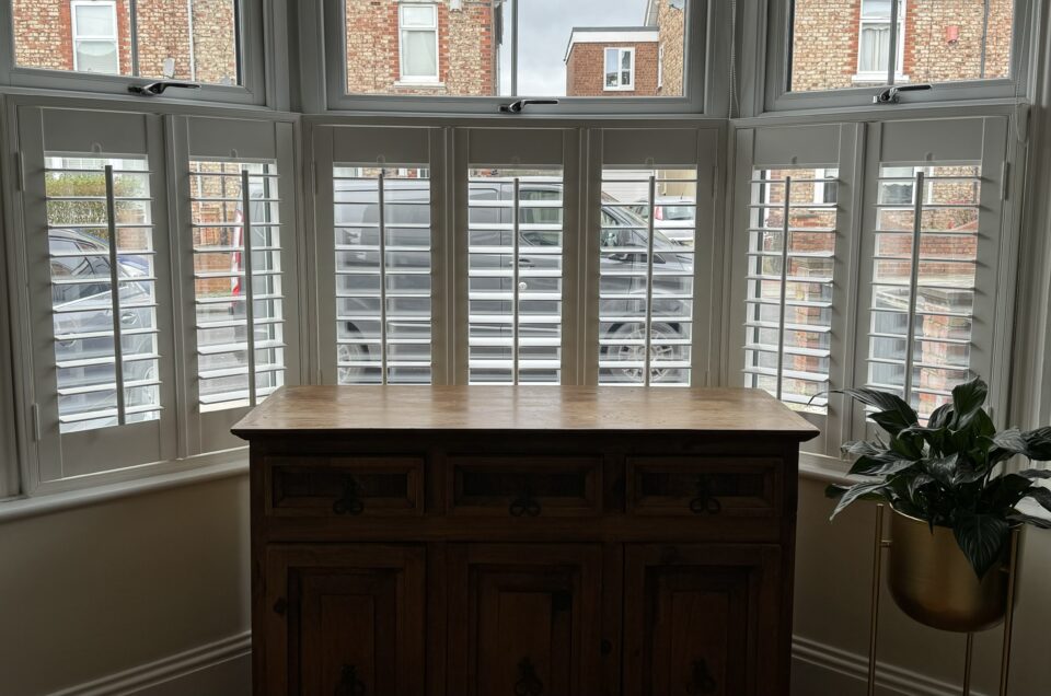 Cafe Style Bay Shutters